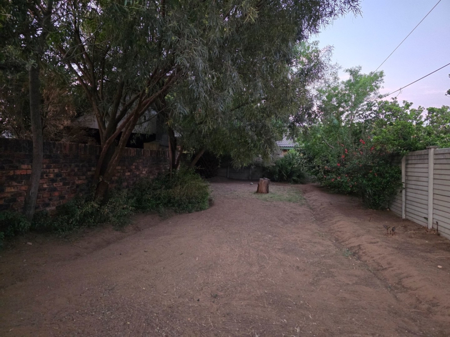 To Let 3 Bedroom Property for Rent in Vaalpark Free State